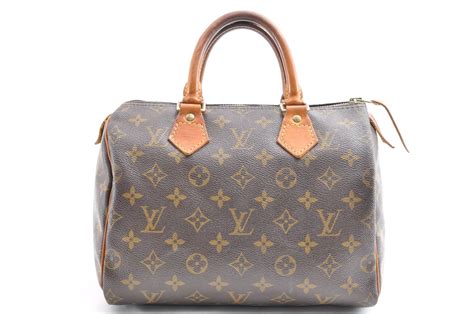 louis vuitton bauletto chiaro|louis vuitton speedy bandouille 25 monogram.